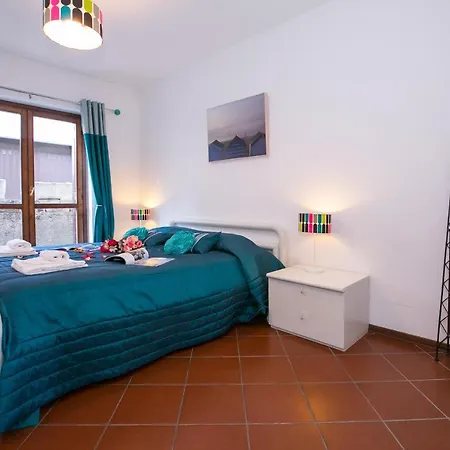 Sleeps 9 Pool Апартаменты *