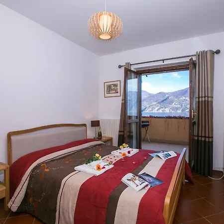 Sleeps 9 Pool Апартаменты *