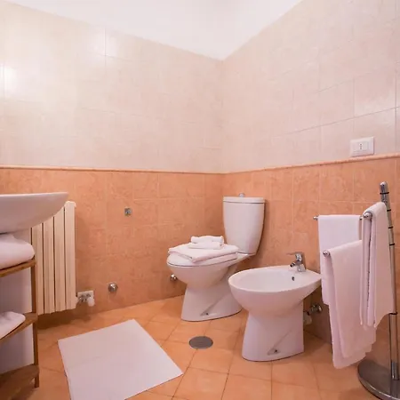 Sleeps 9 Pool Апартаменты *